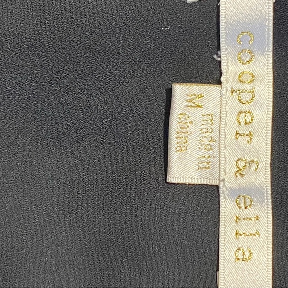 Cooper&ella Floral Blouse Size M - Picture 5 of 7